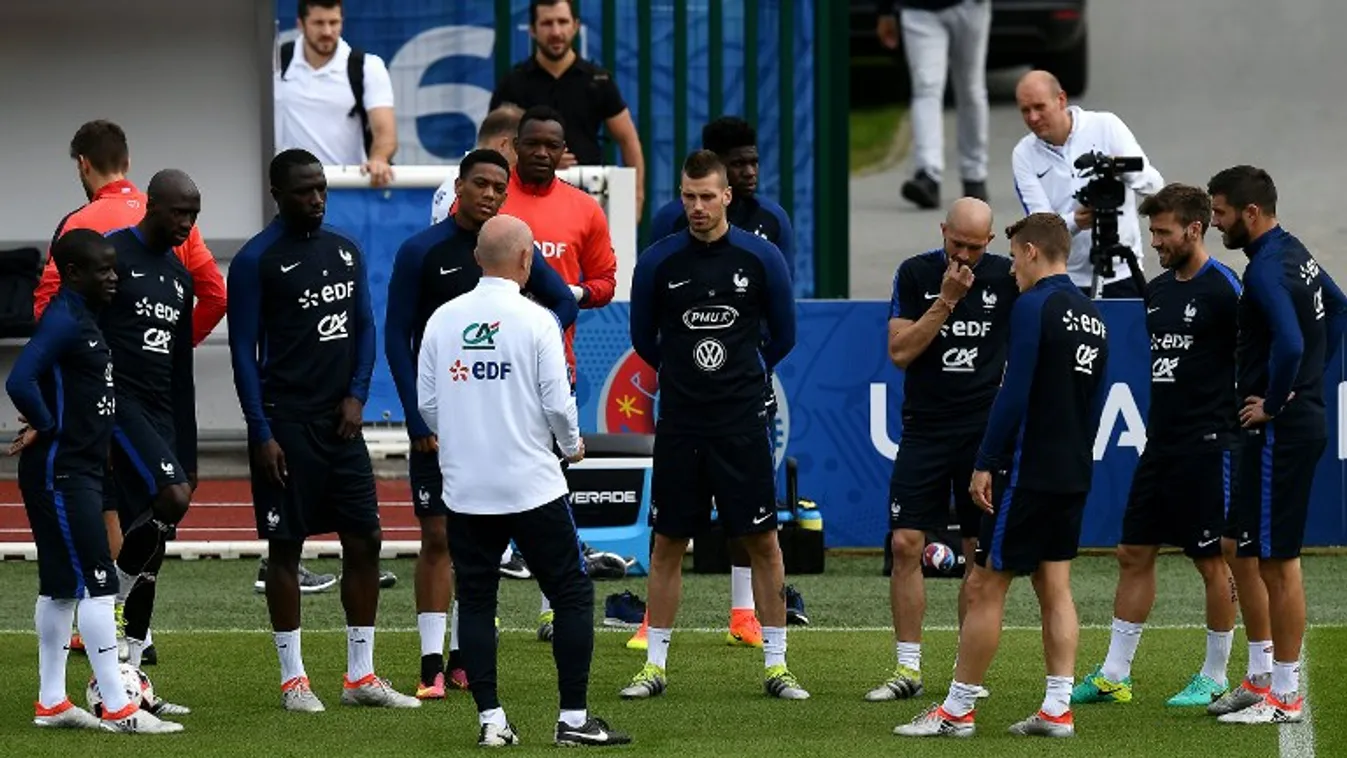 Deschamps tudja, nem dőlhetnek hátra