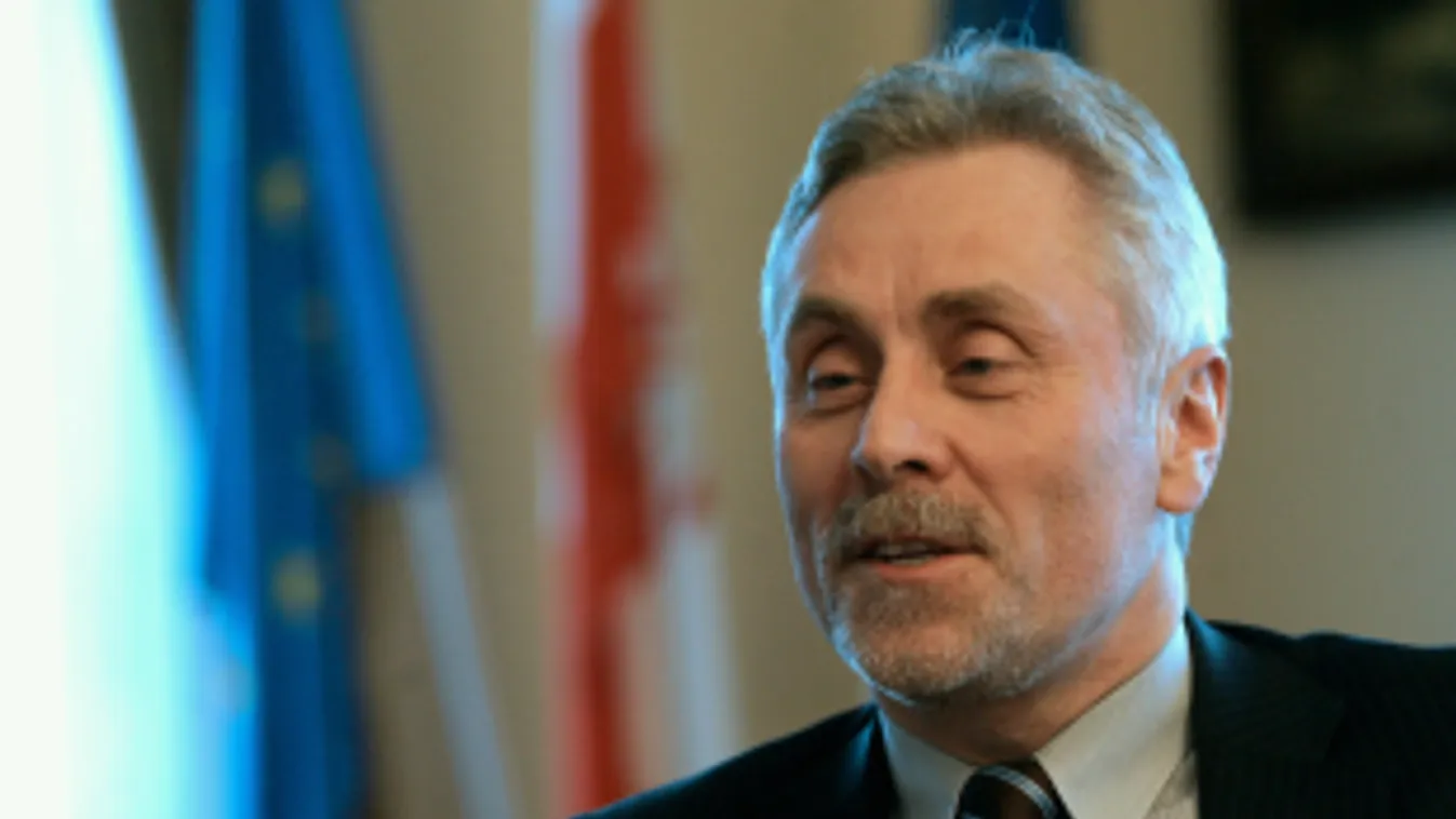 Keleti szél – Magyarország élőben