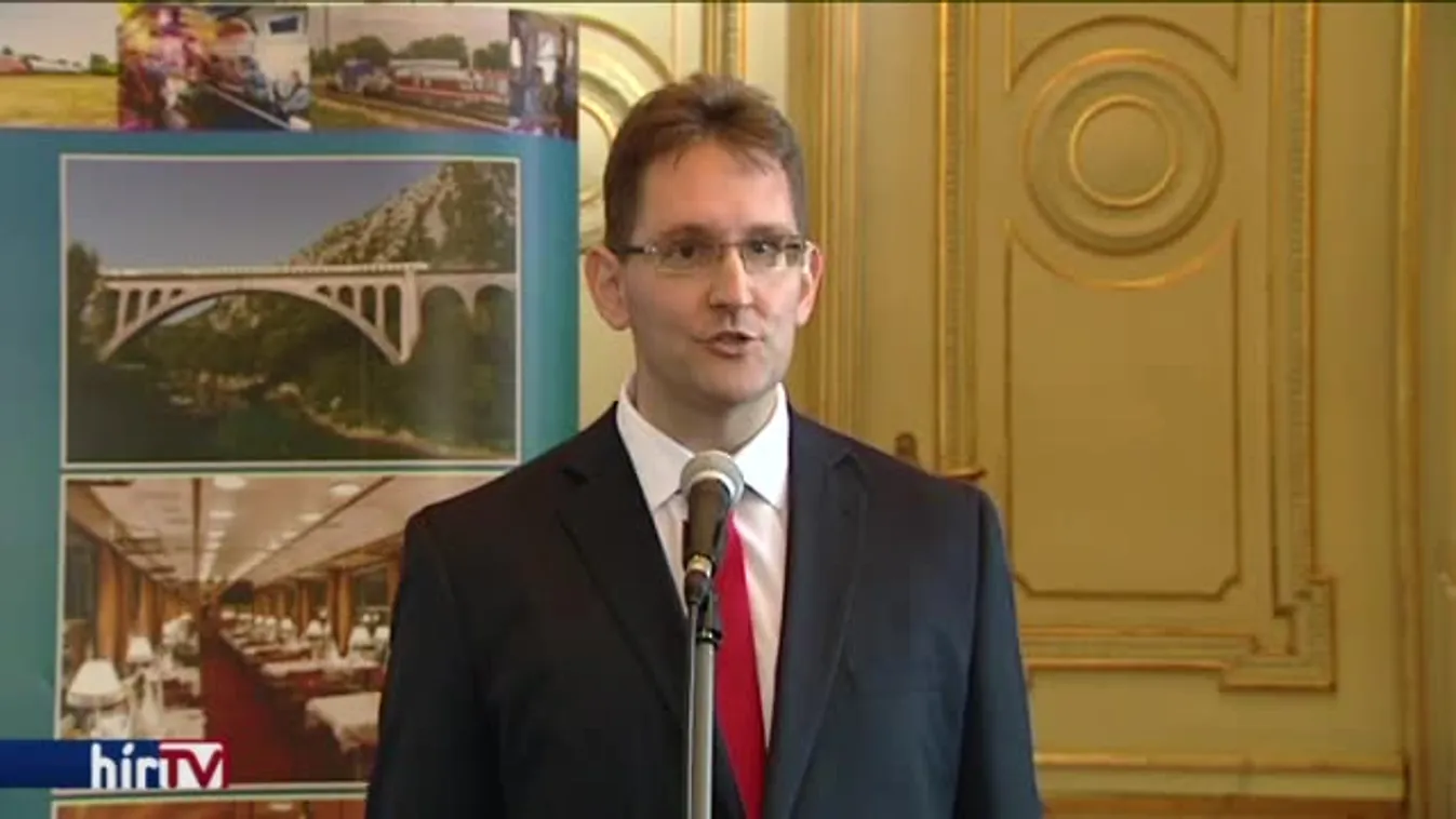 Nosztalgiavonat indult Vácra