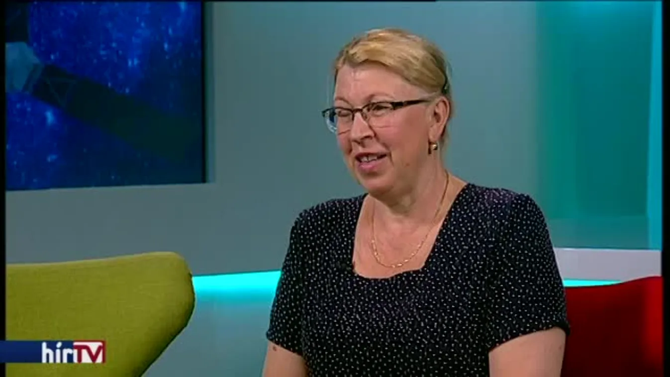 Reggeli járat – Magyar Guinness-rekord. Italos kartonokból raktak ki mozaikot