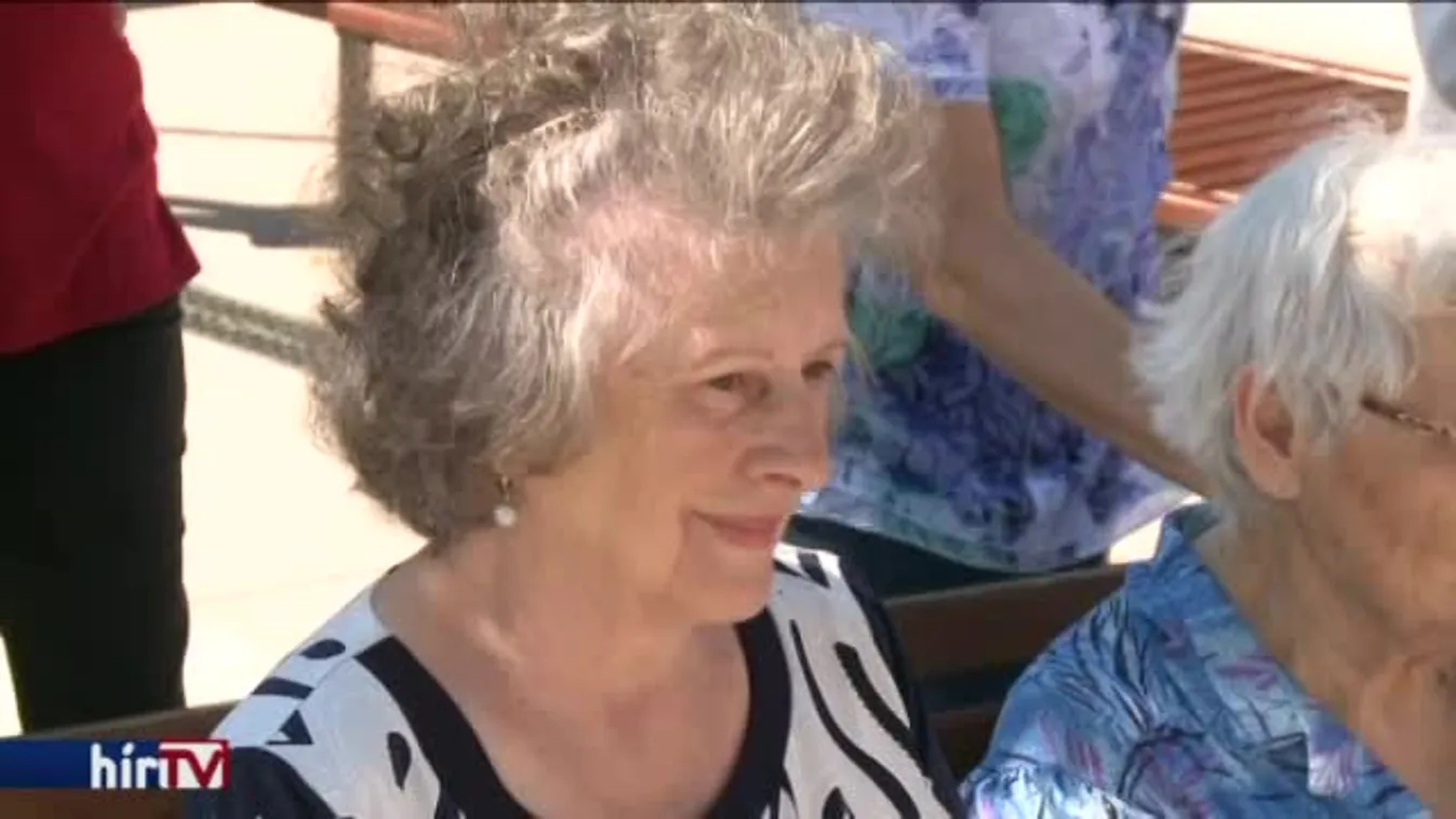 24 órás Biblia-felolvasást tartanak a város főterén