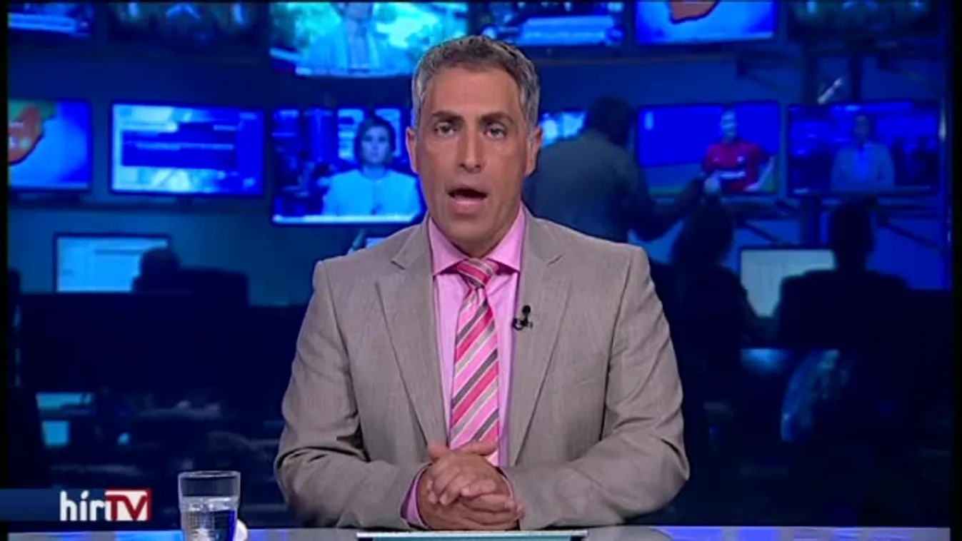 Ráomlott a metró utasaira a plafon Sanghajban