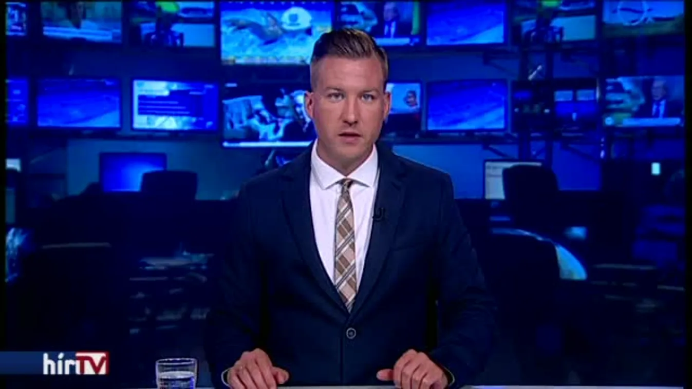 Bírák, rendőrök, politikusok is a tisztogatás áldozatai között