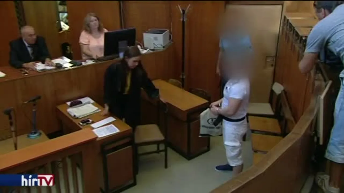 Elnémult a tárgyalóban a lánya megerőszakolásával vádolt apa