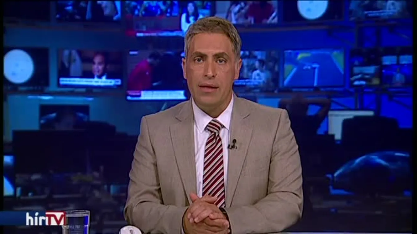 Katonák sérültek meg egy M0-son felborult terepjáróban