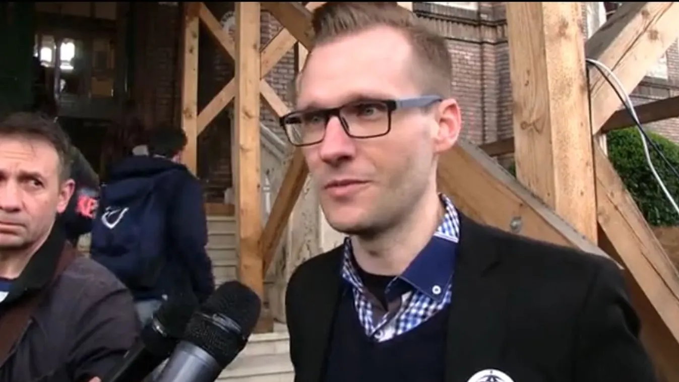 Pukli István kiszáll a Tanítanék Mozgalomból