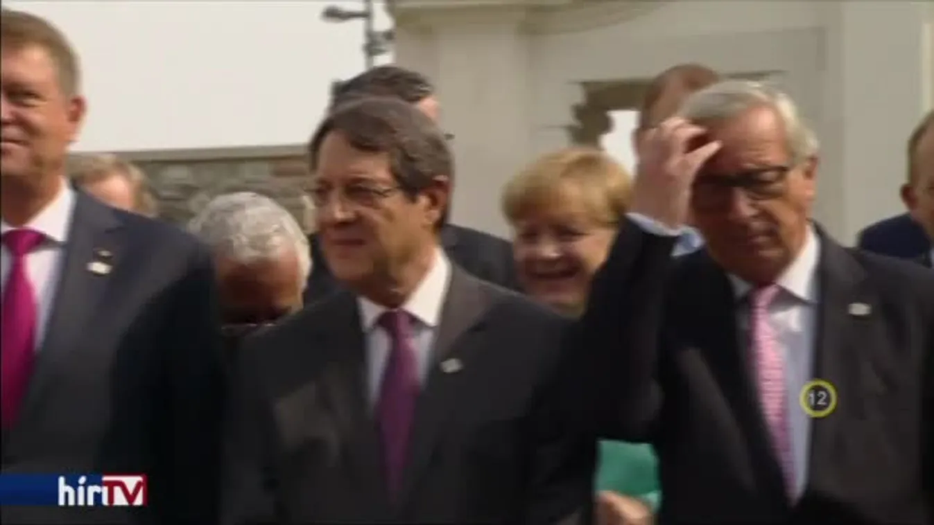 Hírvilág – Kartell