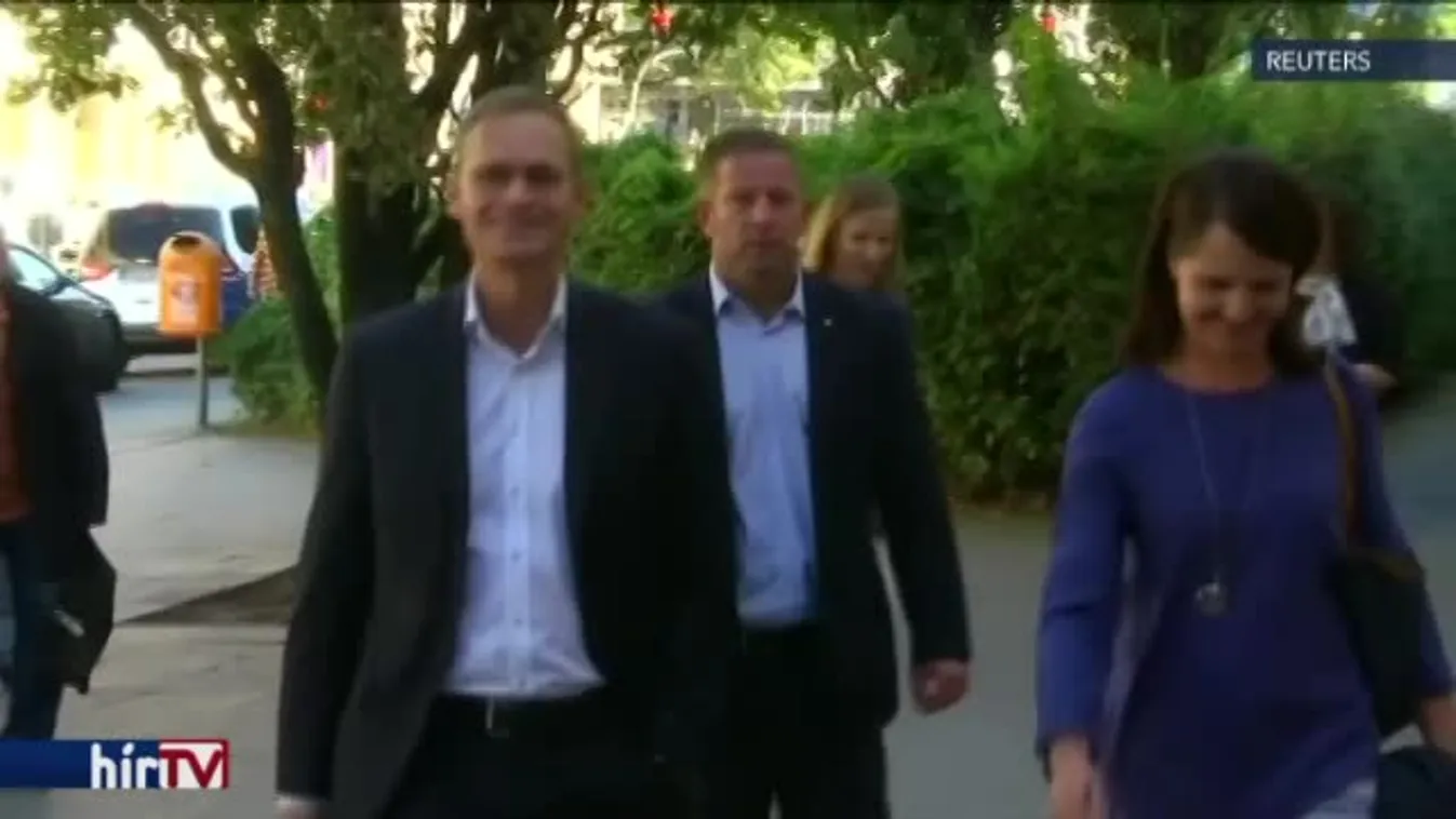 70 éve nem látott mélyponton Merkel pártja