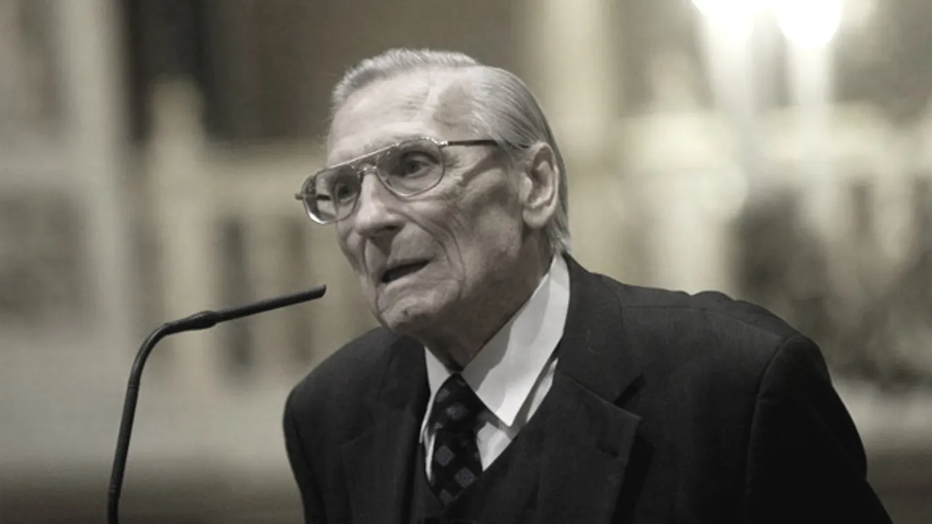 Felavatták Grosics mellszobrát – Befutó