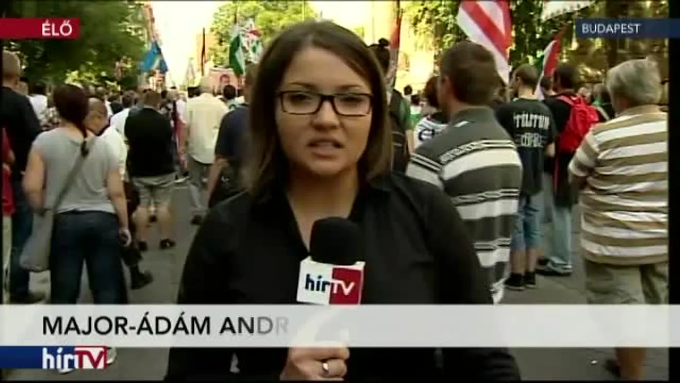 "Nem vagyunk terroristák!" – százak az Legfőbb Ügyészség előtt – élő kapcsolás 12 órakor