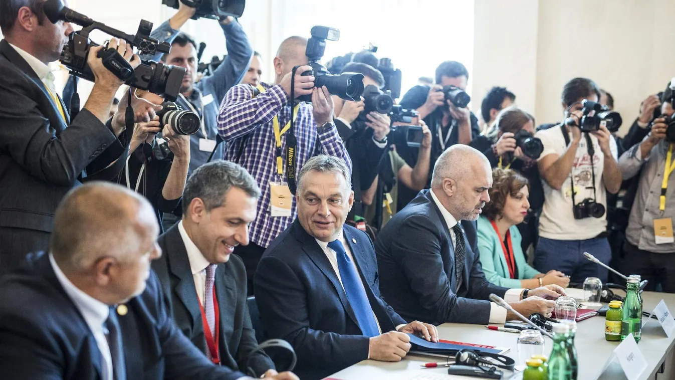 Válságkezelés: egyetért Orbán és Tusk