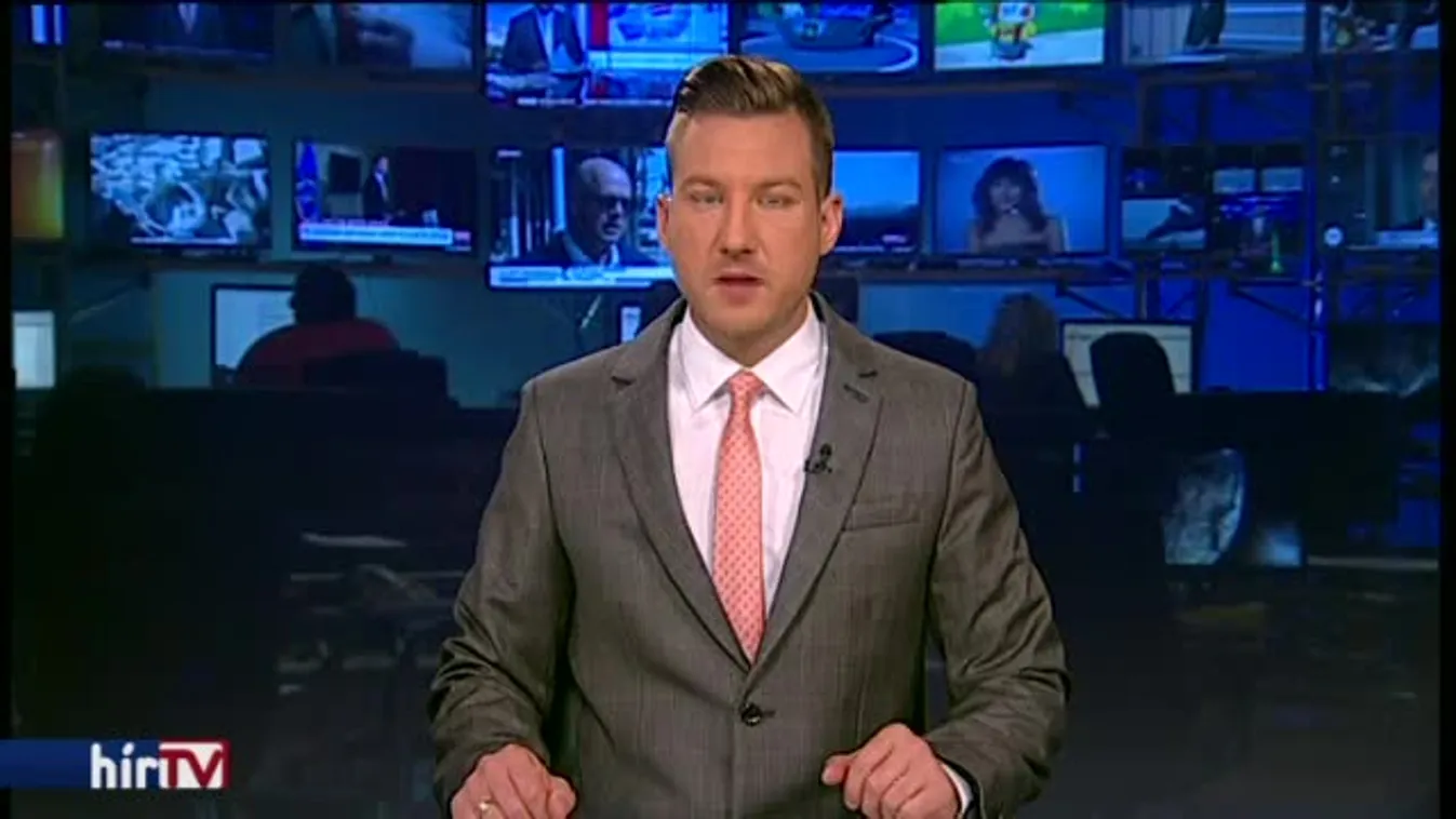 Leszakadt a felüljáró a teherautó súlya alatt