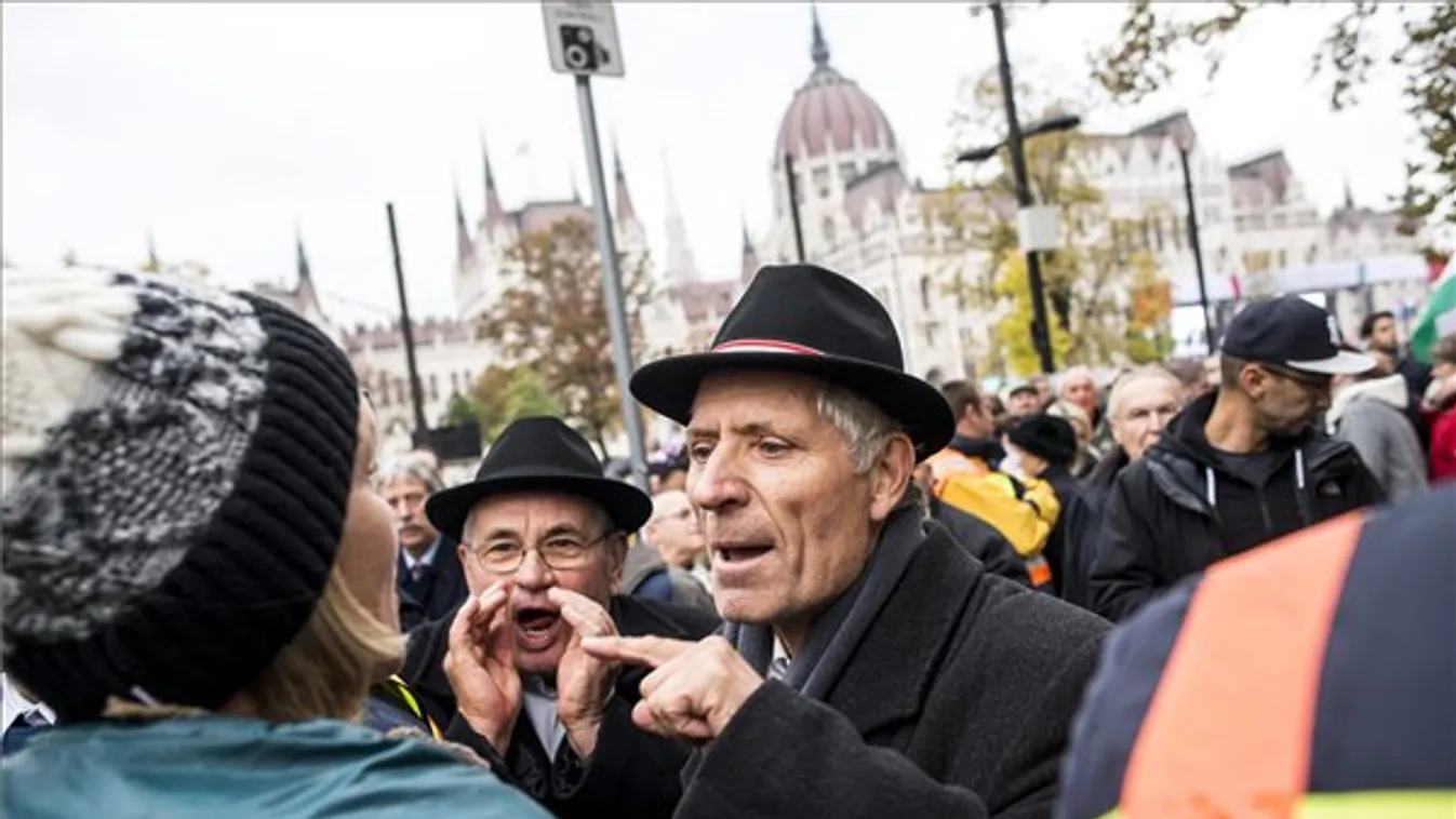 Fütyültek rá – Főszerkesztők klubja