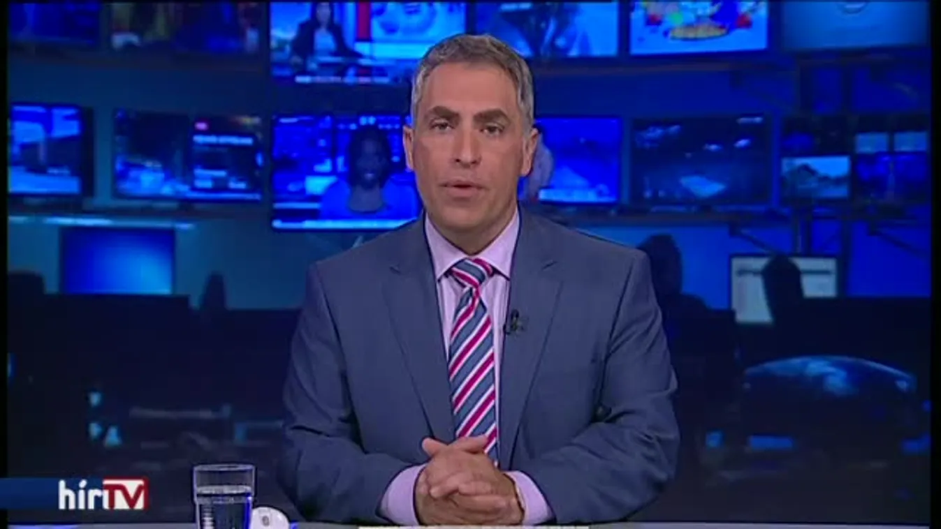 Nem tart lecserélétől az államtitkár