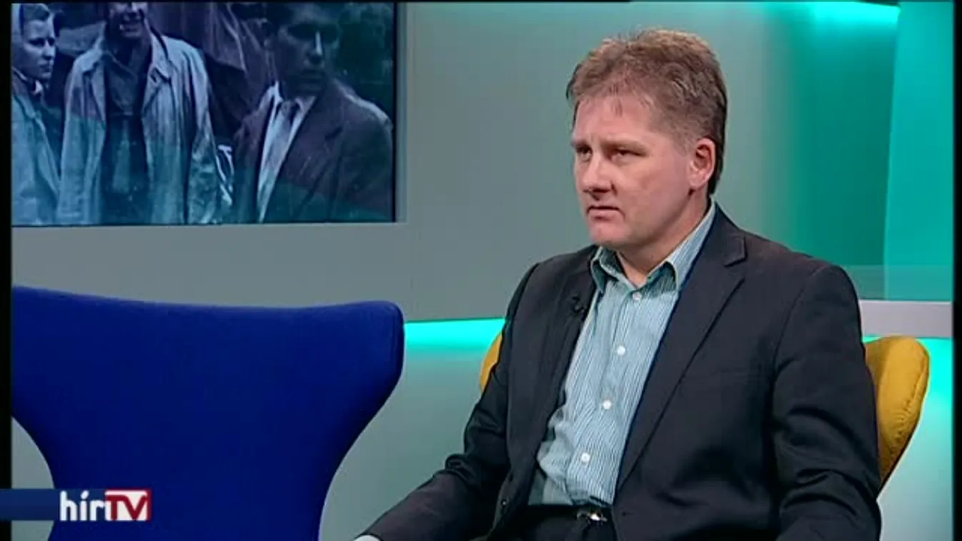 Reggeli járat – Mi sem maradunk ki az 1956-os emlékezések sorából