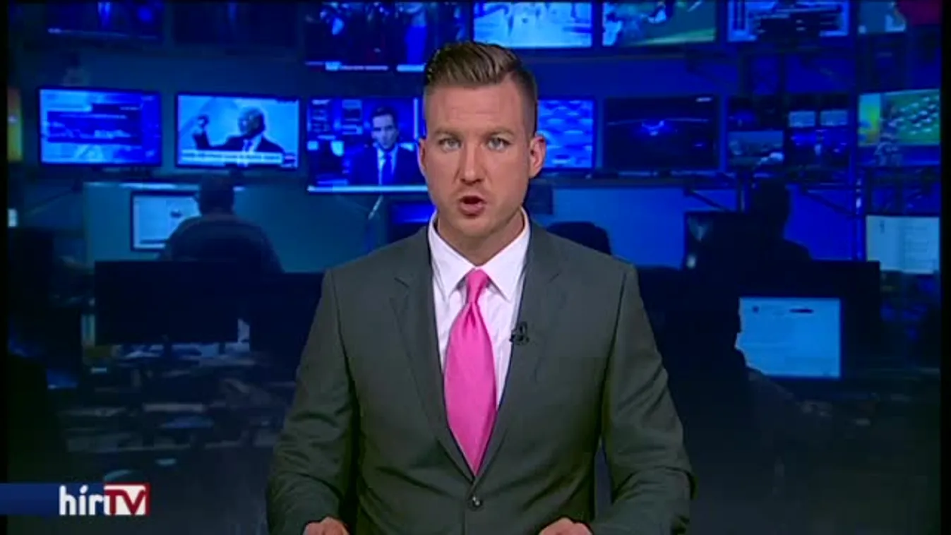 Több ezer menekültet mentettek ki Líbiánál