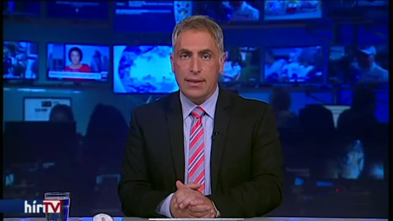 Orbán Viktor a parlament helyett inkább szurkol