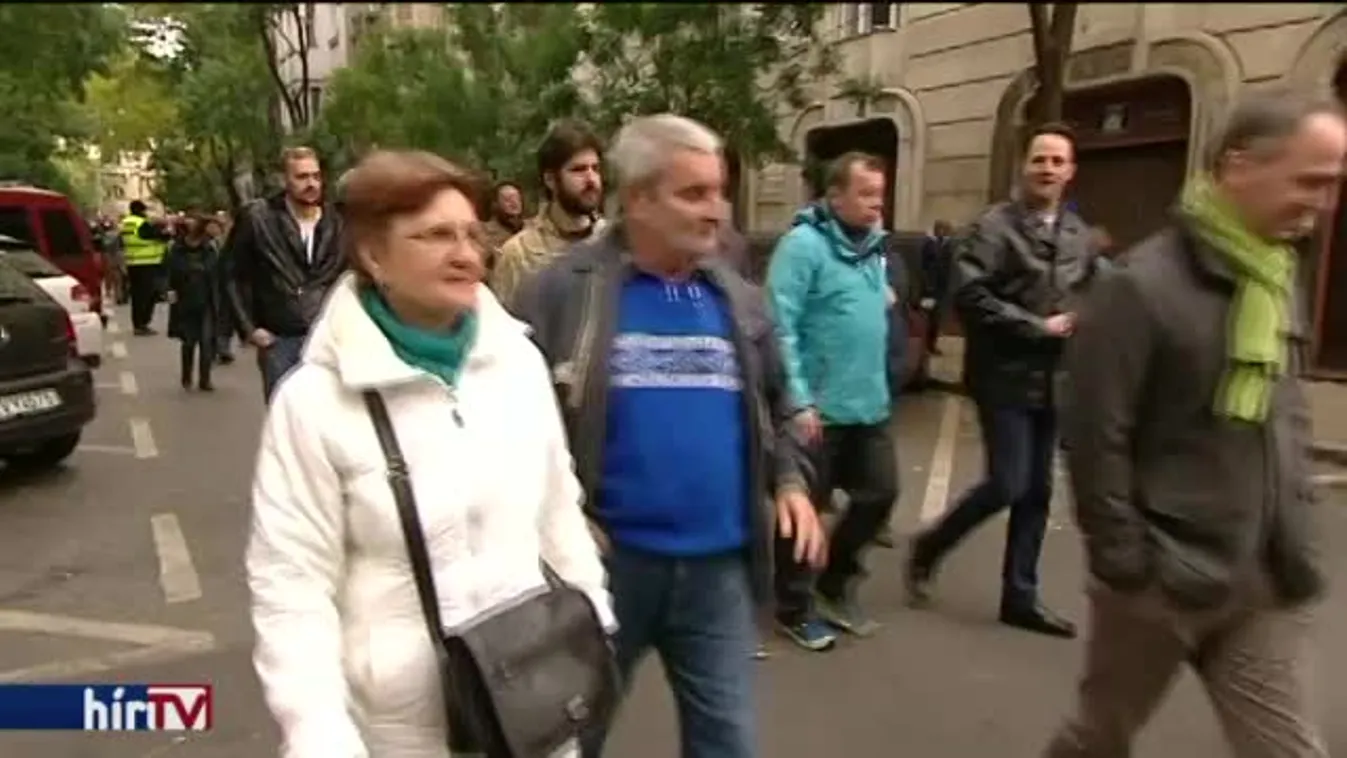 Magyarország élőben – Fütyülés, szidalmak és dulakodás a Kossuth téren