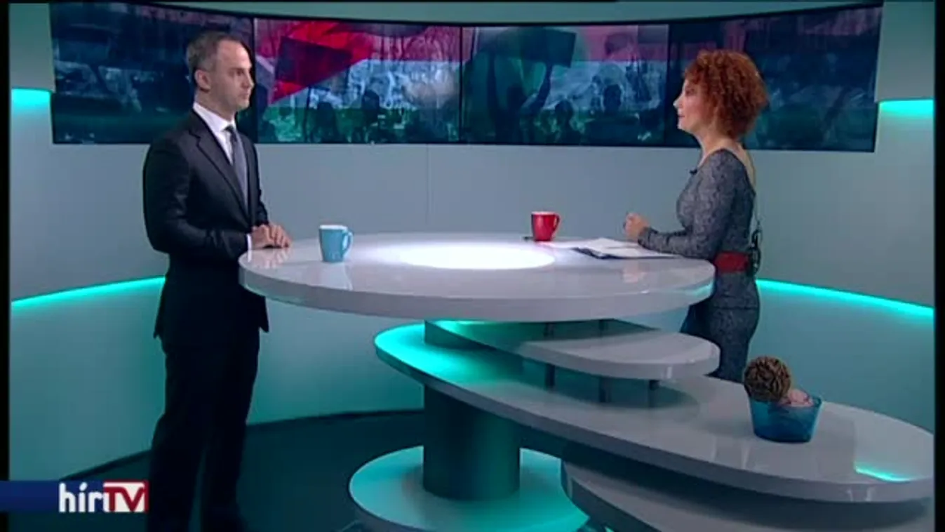 Reggeli járat - Mégsem együtt