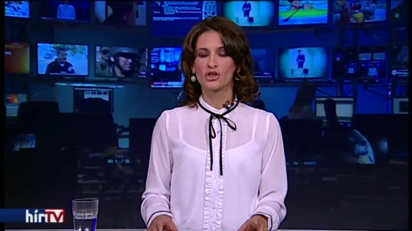 A piros jelzés ellenére hajtott a sínekre, nem élte túl