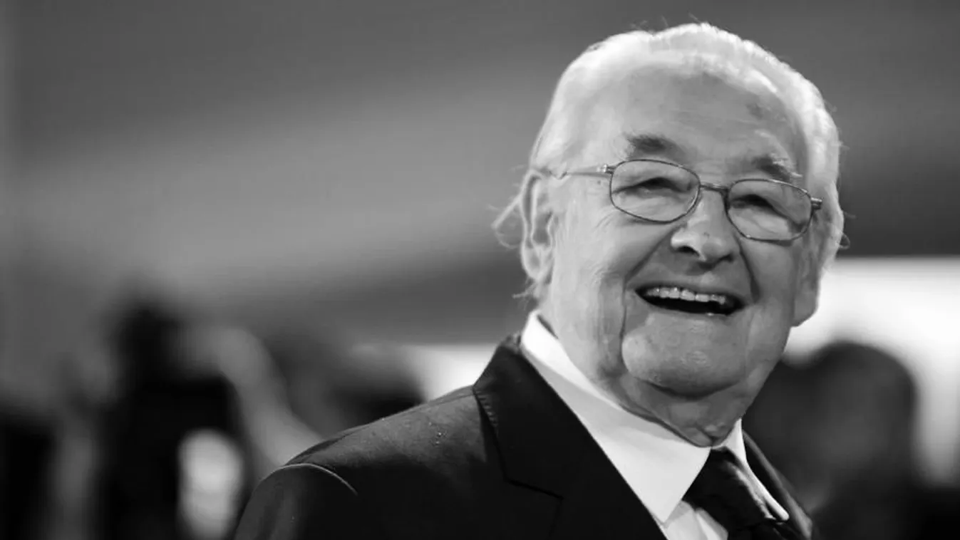Elhunyt Andrzej Wajda