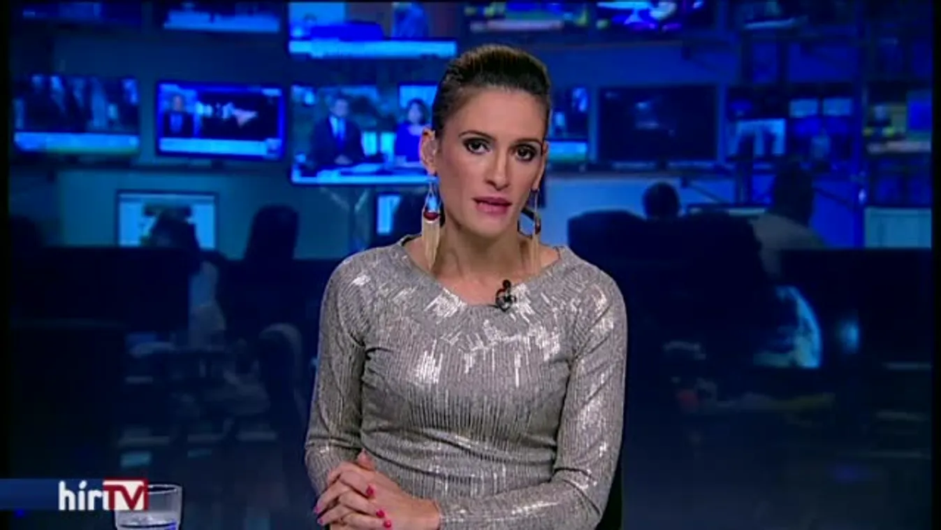 Juhász: Orbán falaz Pharaonnak