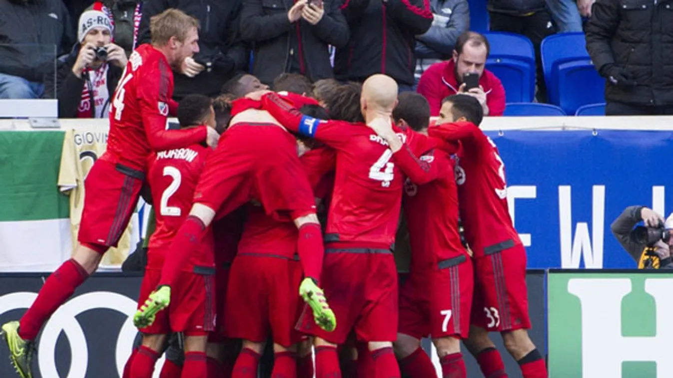 MLS: Gerrardék kiestek, Drogbáék az elődöntőben