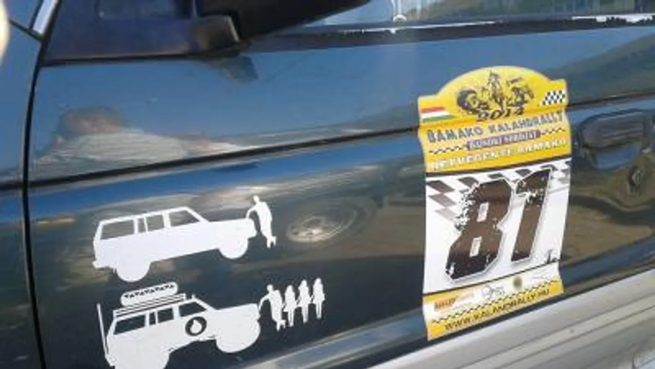 Bamako Kalandrally – Garázs