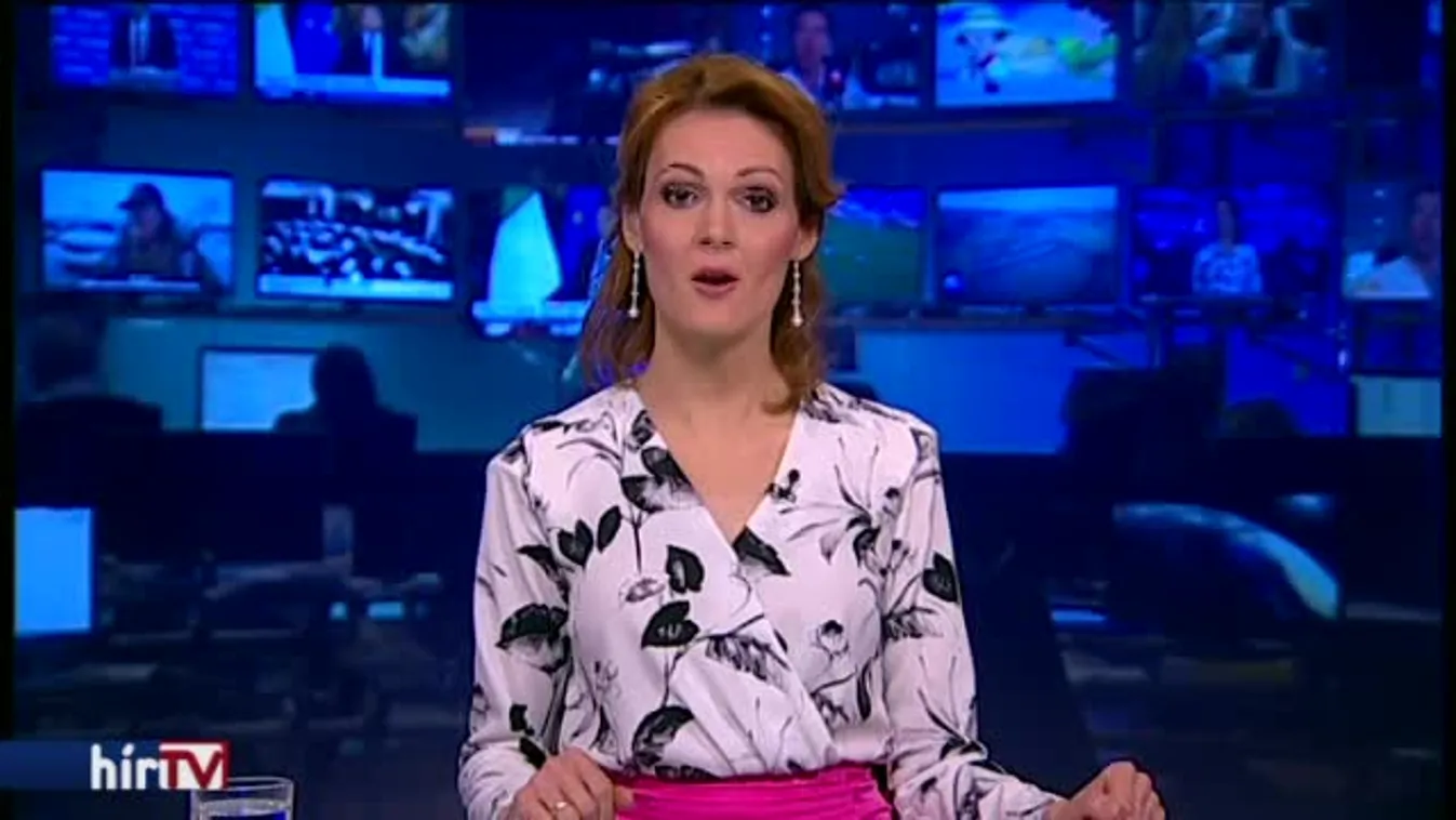 Lázárt meggyőzték, nem a hivatalnokok kézbesítik a kormány ajándékát