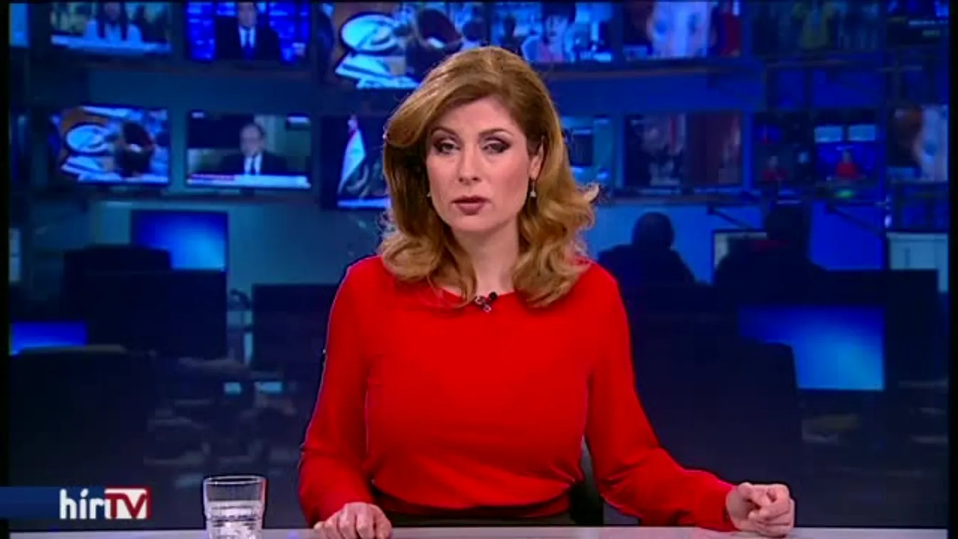 Rögzítette a kamera, amint babakocsiból lop