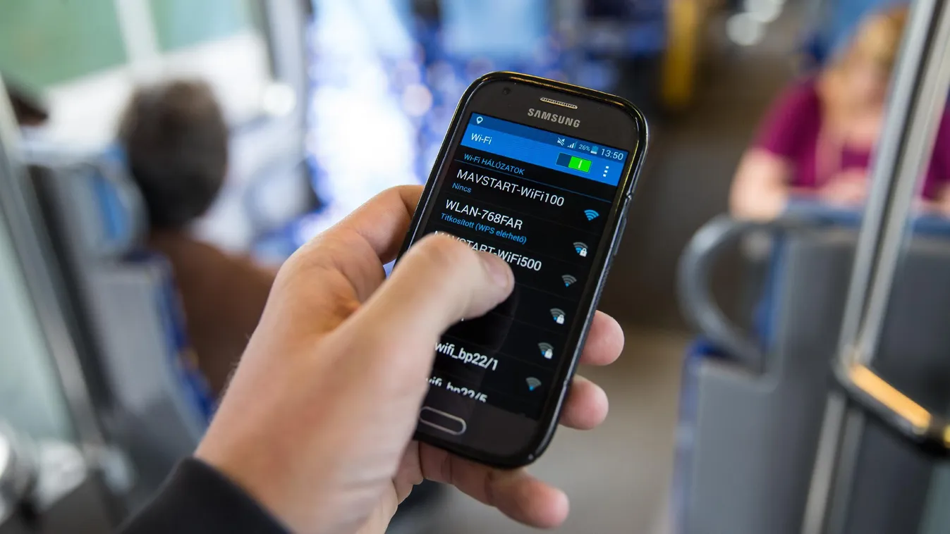 Csak azért is csökkenti a kormány az internet áfáját