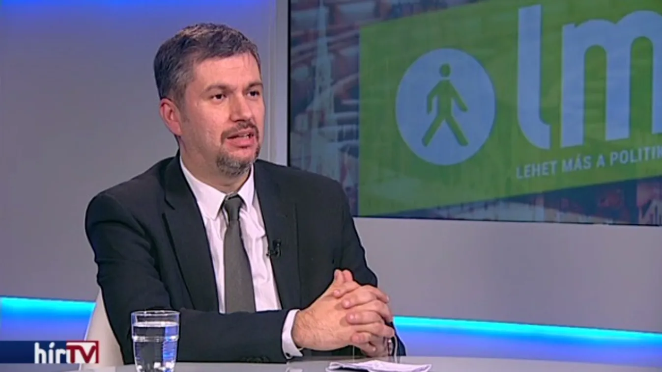 Politikusi évértékelő