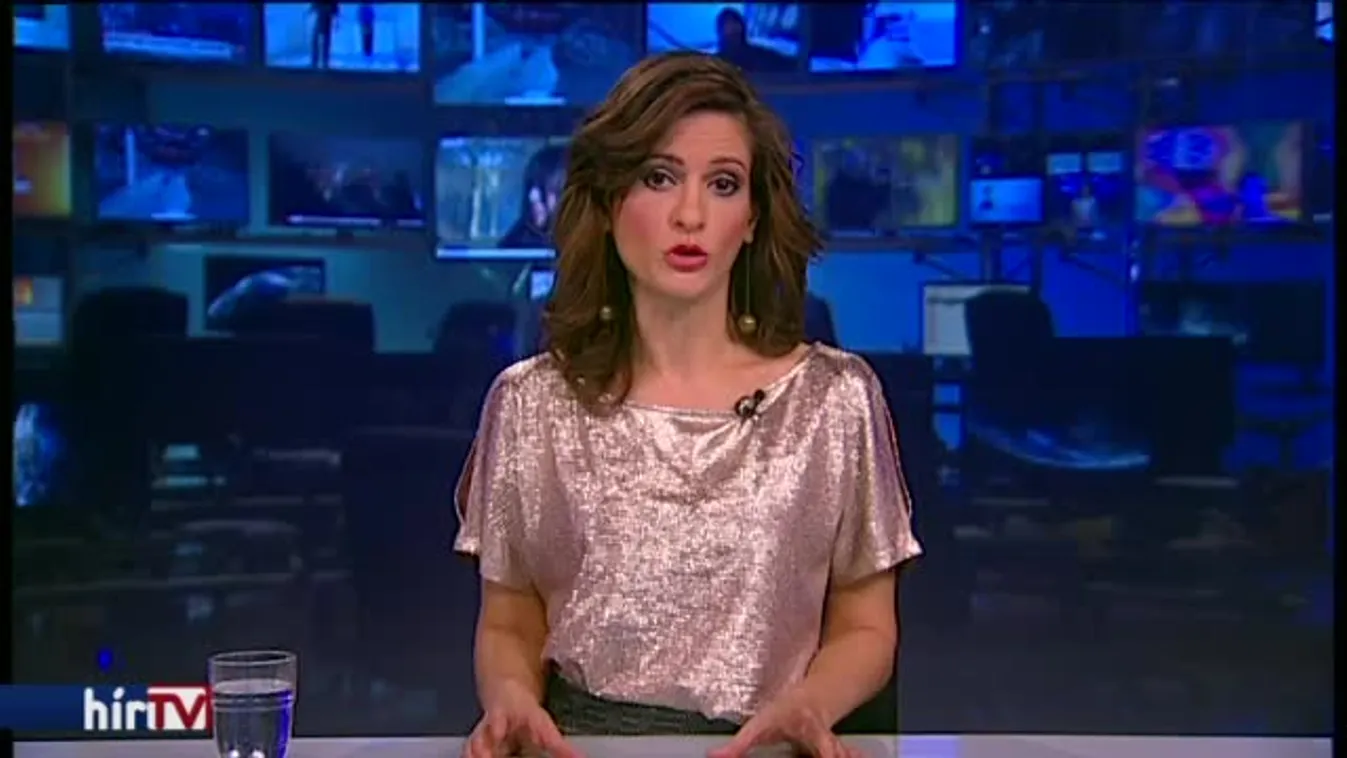 Késsel kényszerítették, hogy pénzt vegyen le