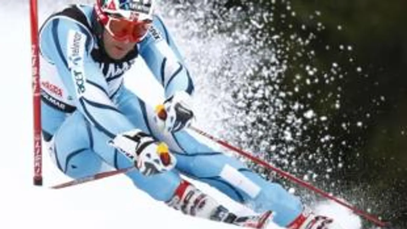 Svindal nem indul a világkupán, inkább teker egy kicsit