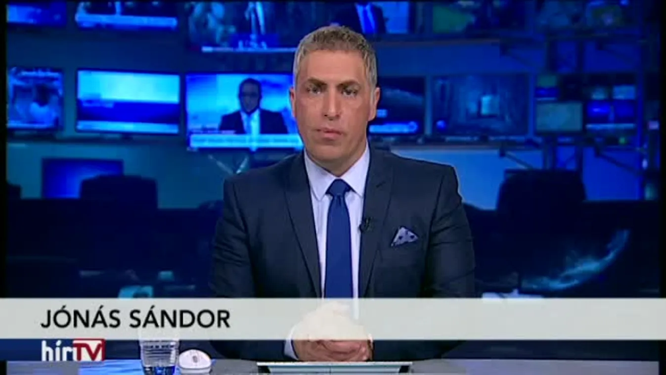 Kormányhivatalnokokkal spórolnának a postaköltségen