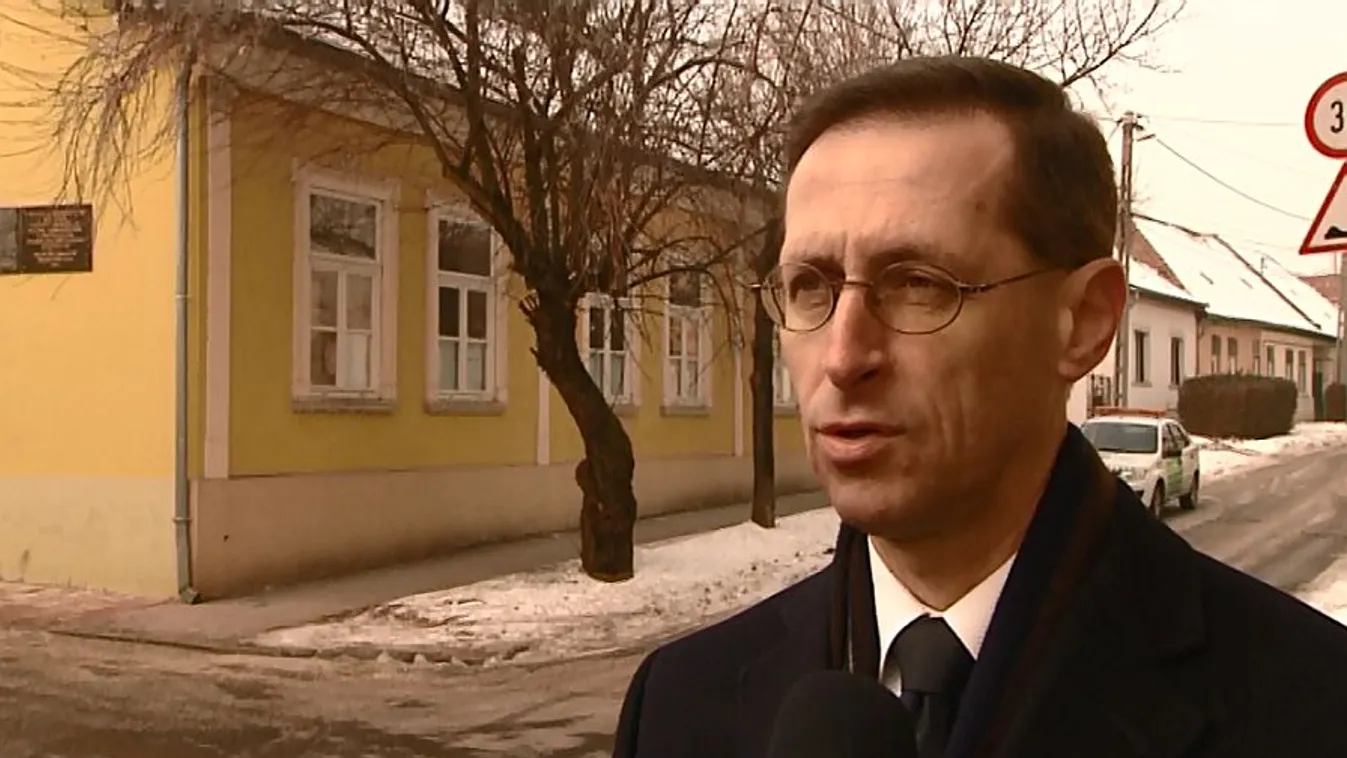 Több millióból csábít külföldi munkaerőt a kormány