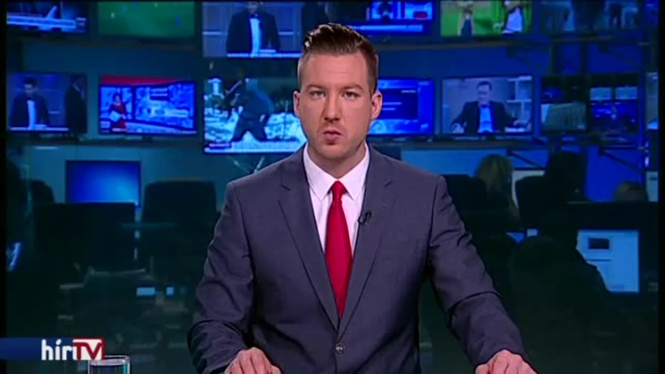 Kezébe veszi a NAV az adóbevallásokat