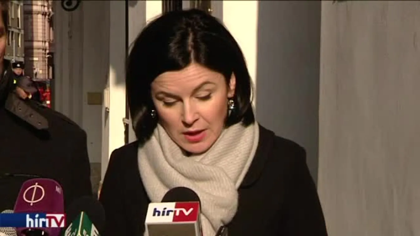 MSZP: Ötnapos hulla és orvoshiány ellenére fideszesekhez folyik a pénz