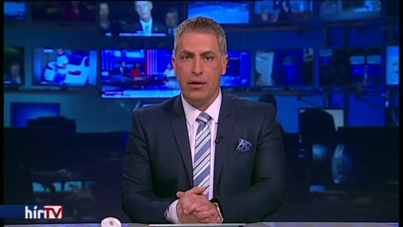 Egy hónapon keresztül gyűjtik a kidobott fenyőfákat