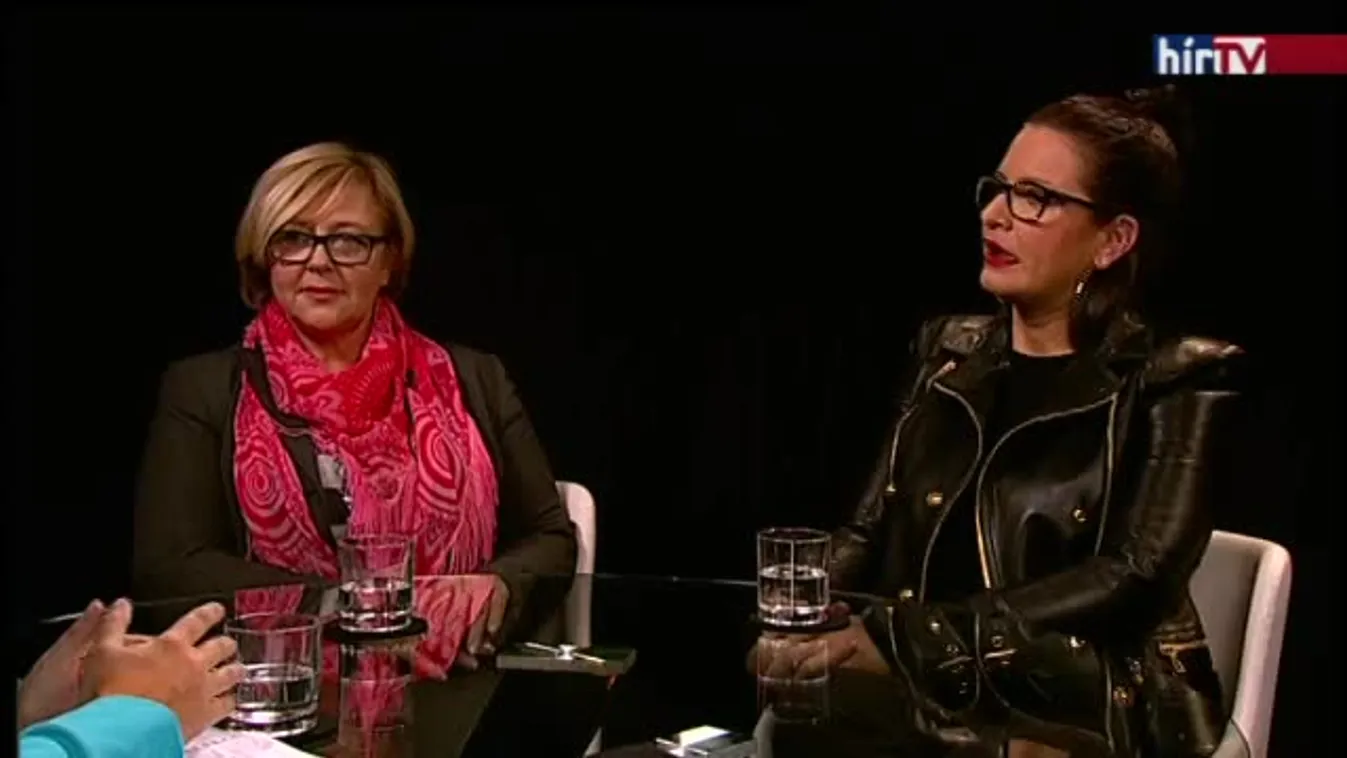 Péterfy-Novák Éva író és Szentesi Éva újságíró