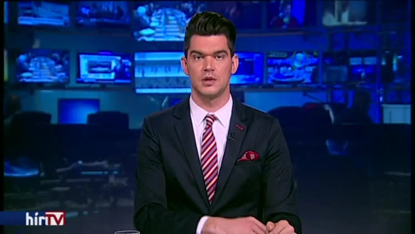 Pintér kirúgott három börtönparancsnokot