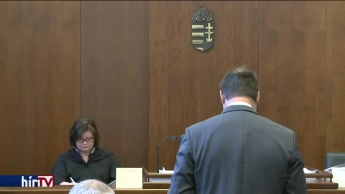 A vádlottakat hallgatták meg a vörösiszapperben