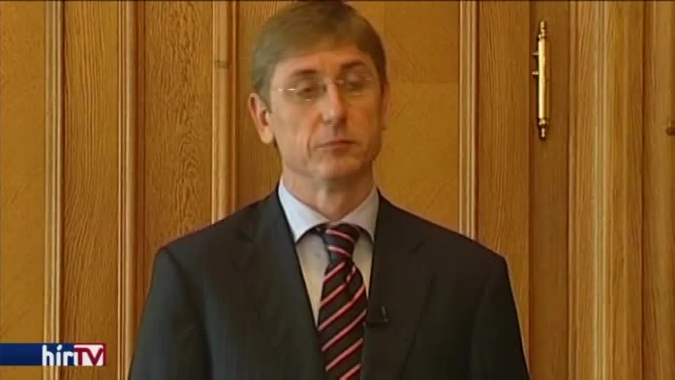 Miből futja a politikusi luxusra? Változtatnának a szabályokon