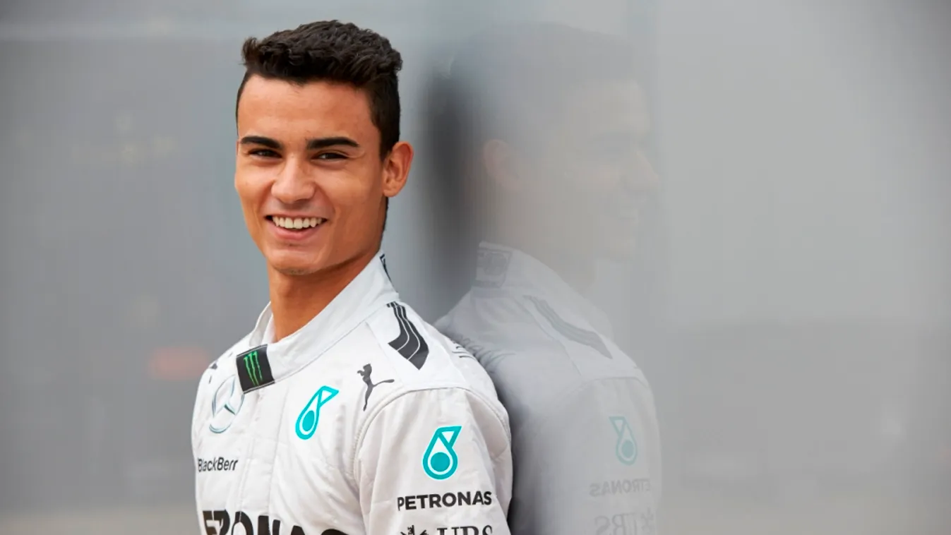 22 éves pilóta csatlakozik a Formula 1-hez