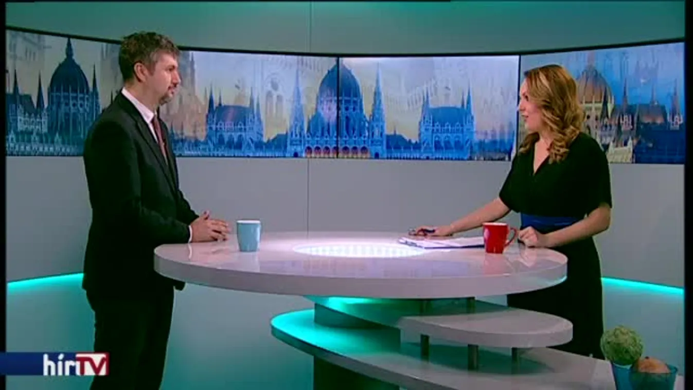 Reggeli járat – Schiffer után még nincs másik erős embere az LMP-nek?