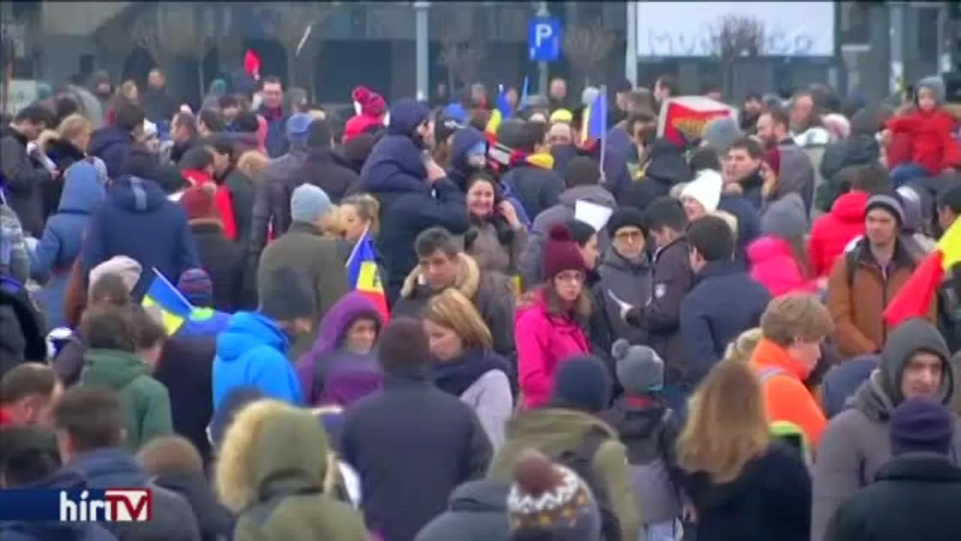 Visszahőköl a kabinet, de a tüntetők már többet akarnak