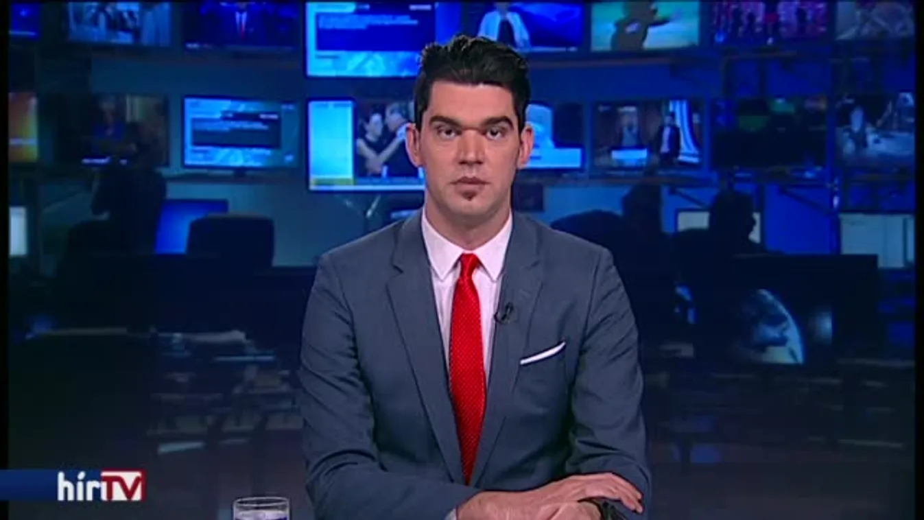 Párttá alakul a Momentum