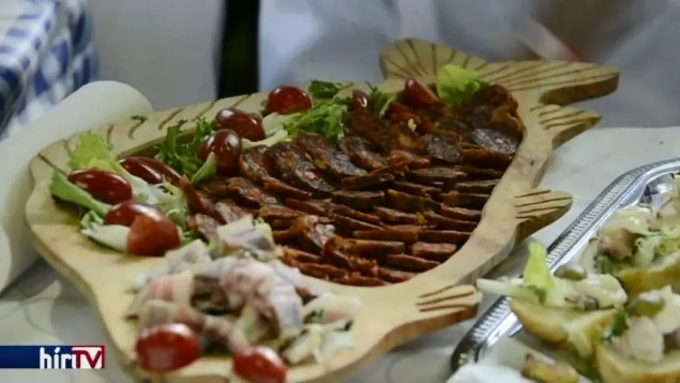 Középkori recept alapján is készítettek kolbászt