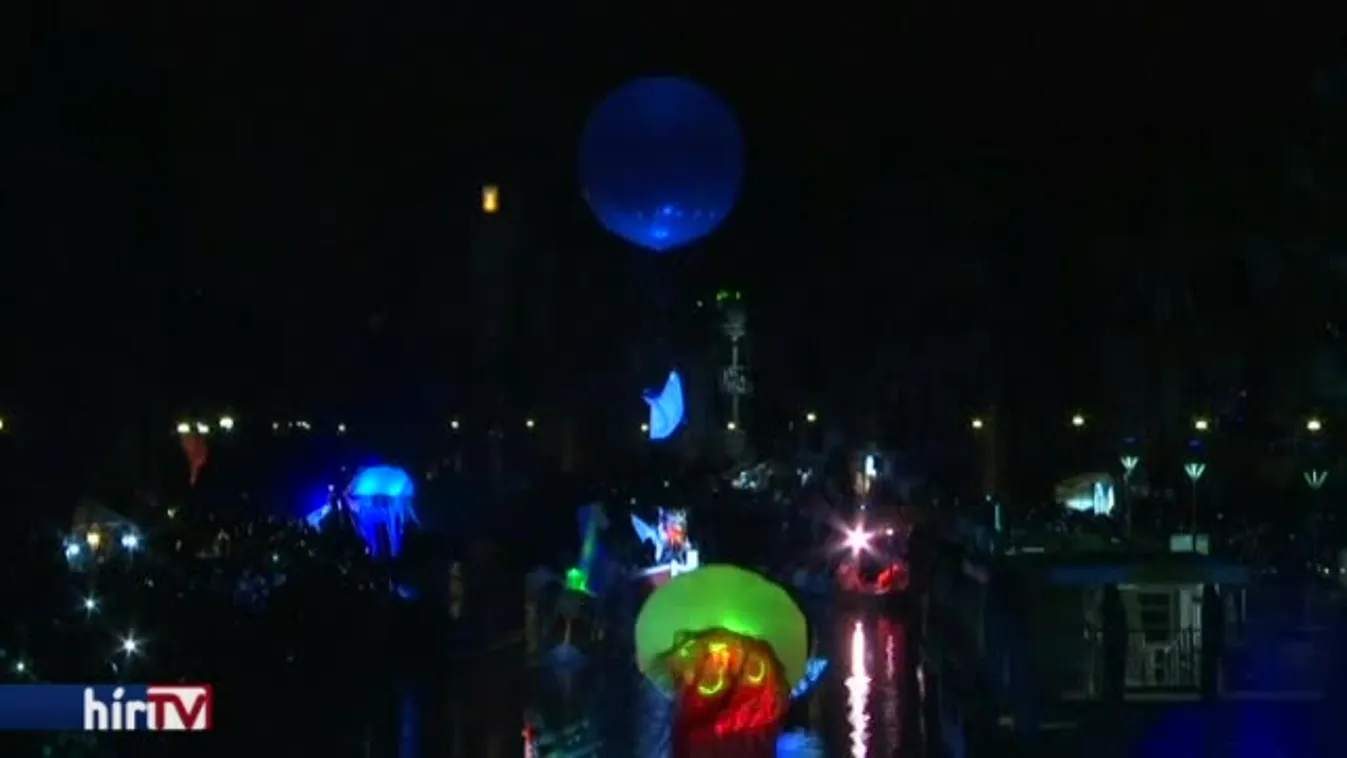 Megkezdődött a velencei karnevál