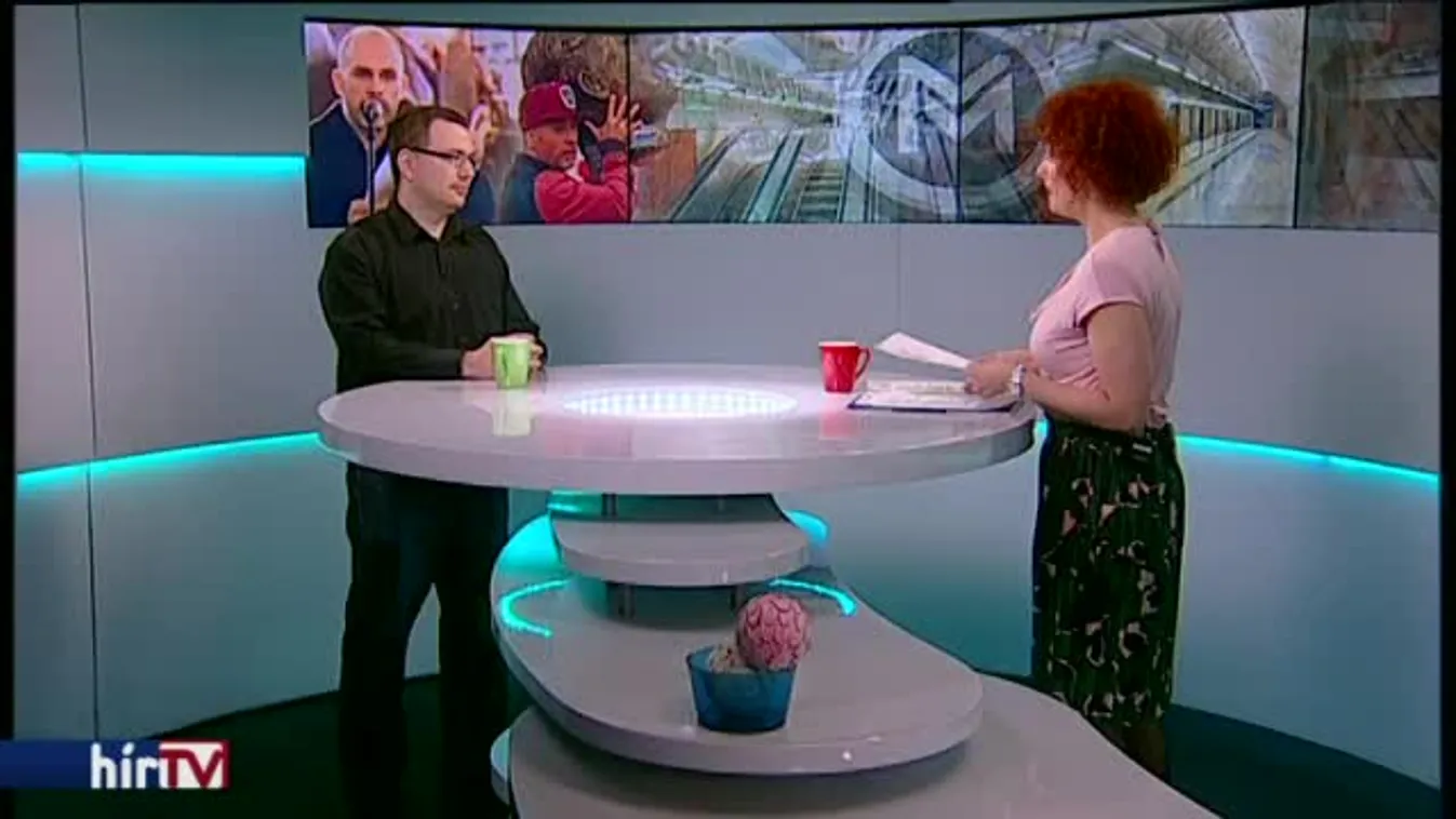 Reggeli járat –  Beáll a Szolidaritás Dopeman mögé